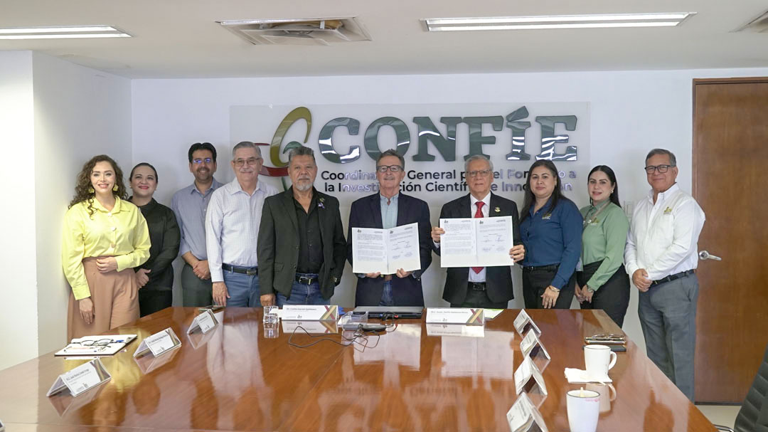 FIRMAN CONVENIO UPES-CONFÍE PARA ALIANZA ESTRATÉGICA
